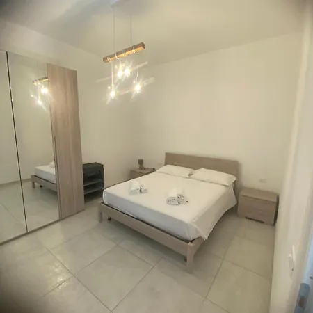 La Casa Gialla Lejlighed Formia