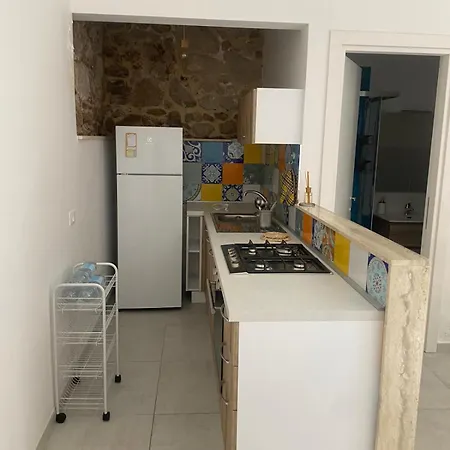 La Casa Gialla * Formia