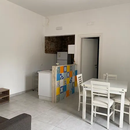 La Casa Gialla *