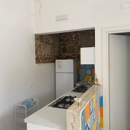 La Casa Gialla * Formia